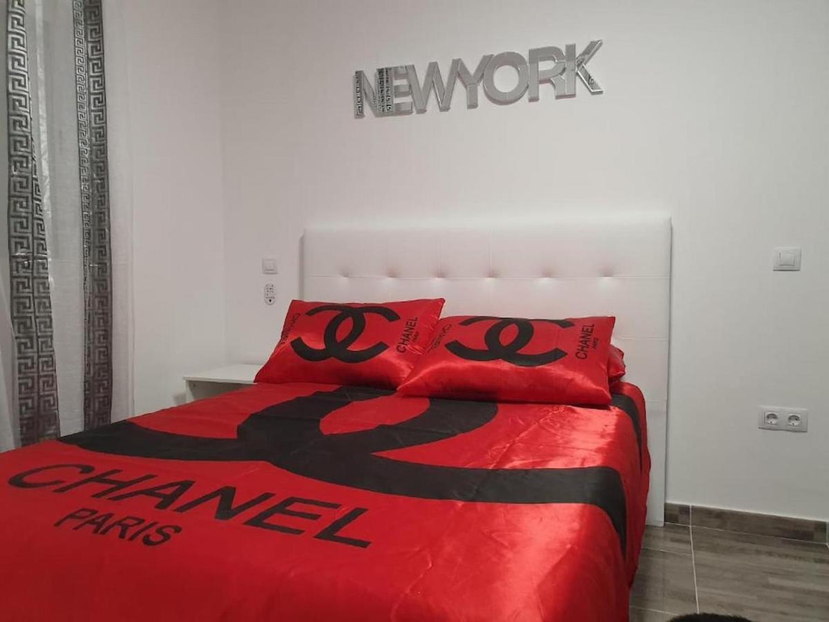 Apartamentos New York Весиндарио Екстериор снимка